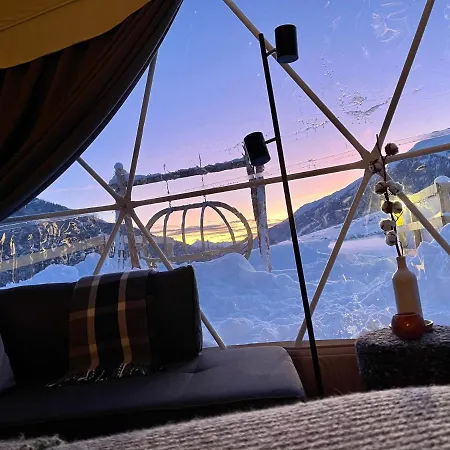 Campo de lujo Glamping Hans & Ulrich *